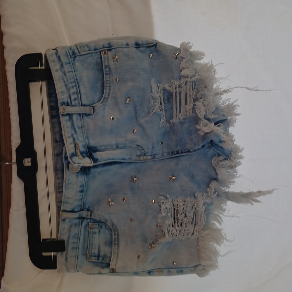Cut off jean shorts